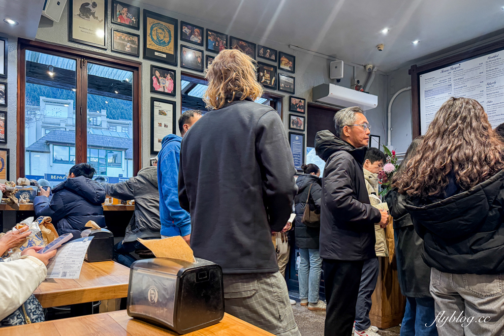 紐西蘭南島|Fergburger.CNN評為全世界最好吃的漢堡,紐西蘭皇后鎮必吃美食推薦 @飛天璇的口袋 紐西蘭南島|Fergburger.CNN評為全世界最好吃的漢堡,紐西蘭皇后鎮必吃美食推薦 @飛天璇的口袋