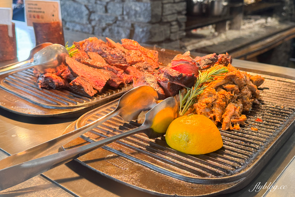 紐西蘭南島｜TSS 恩斯羅號蒸汽船遊船．瓦爾特峰BBQ百匯吃到飽，一飽皇后鎮瓦卡蒂普湖之美 @飛天璇的口袋