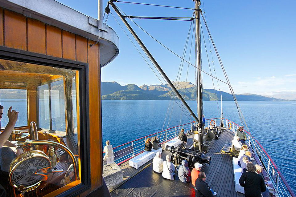 紐西蘭南島|TSS 恩斯羅號蒸汽船遊船.瓦爾特峰BBQ百匯吃到飽,一飽皇后鎮瓦卡蒂普湖之美 @飛天璇的口袋 紐西蘭南島|TSS 恩斯羅號蒸汽船遊船.瓦爾特峰BBQ百匯吃到飽,一飽皇后鎮瓦卡蒂普湖之美 @飛天璇的口袋