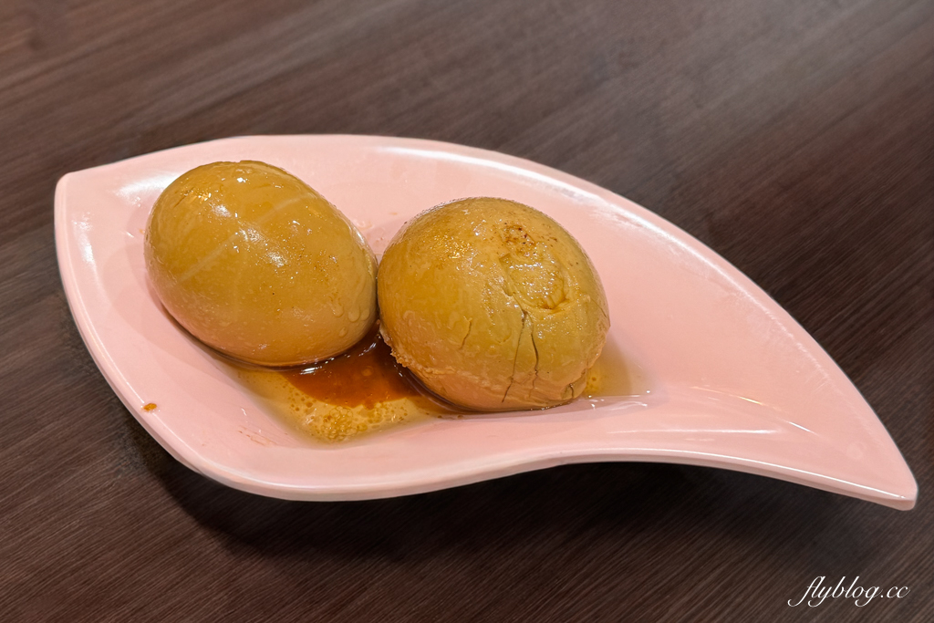 台中北屯｜南屯蕭爌肉飯．台中最多爌肉飯連鎖店，阮經天和多位名人都來朝聖 @飛天璇的口袋