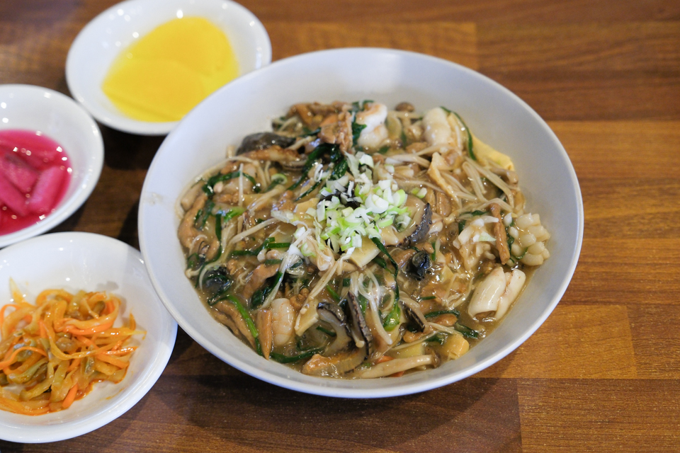 韓國釜山｜紅油短南浦洞總店．南浦洞人氣中華料理，必點人氣酢醬麵，免費飲料喝到飽 @飛天璇的口袋