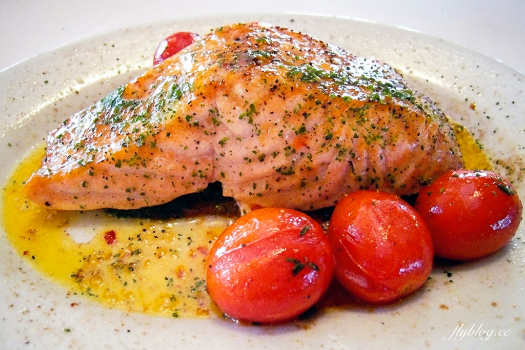 台中西屯｜茹絲葵牛排餐廳 Ruth’s Chris．台中老字號牛排餐廳，坐擁26樓台中市景 @飛天璇的口袋