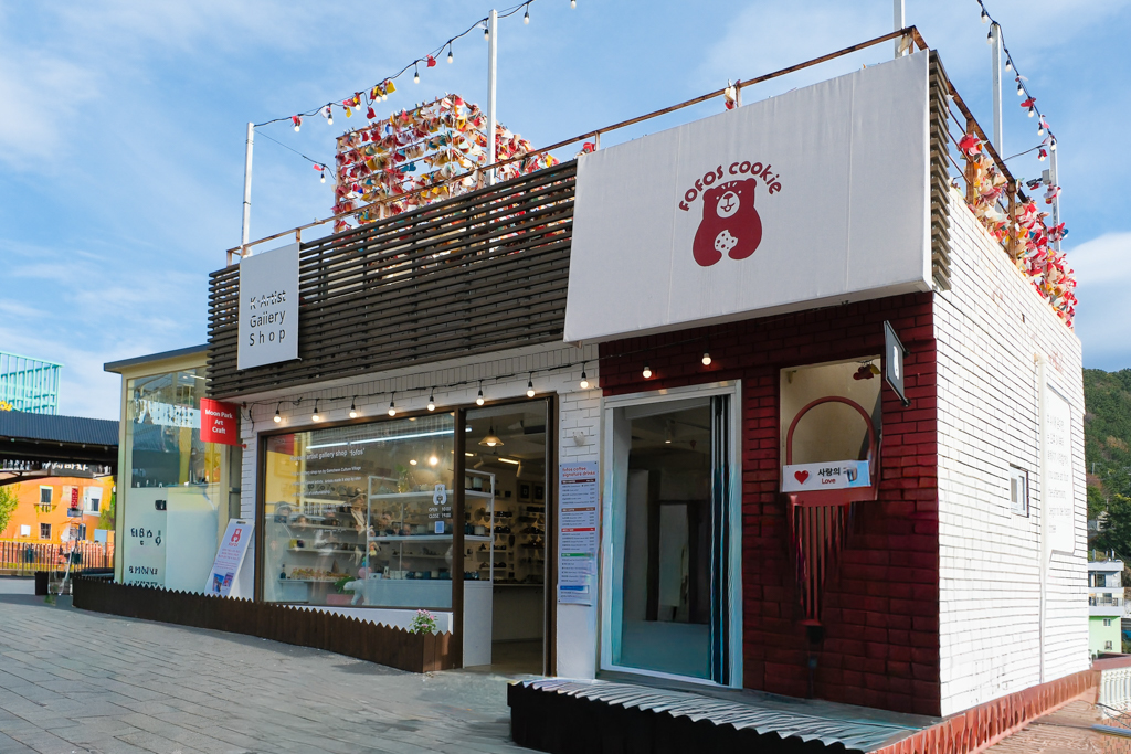 韓國釜山｜甘川洞文化村．充滿小王子的童話景點，交通方式與熱門拍照點 @飛天璇的口袋