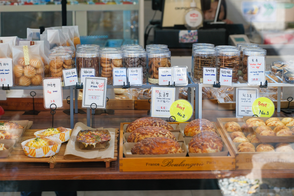 韓國釜山｜甘川洞文化村．充滿小王子的童話景點，交通方式與熱門拍照點 @飛天璇的口袋