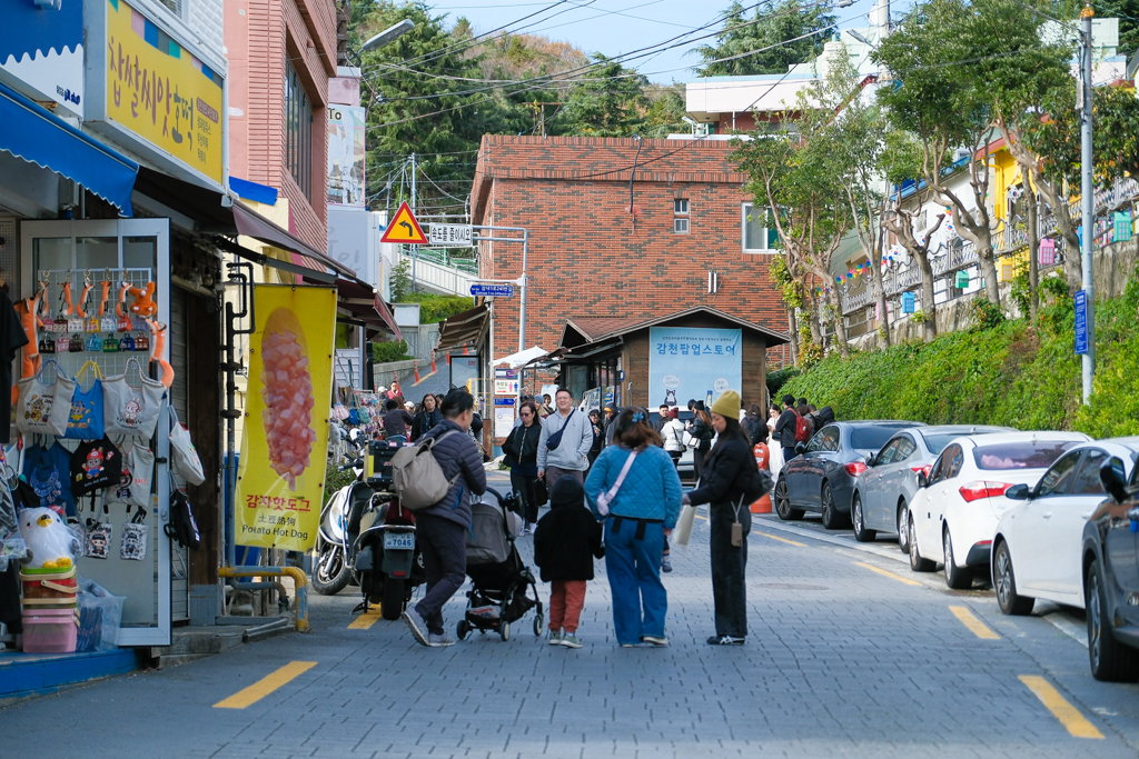 韓國釜山｜甘川洞文化村．充滿小王子的童話景點，交通方式與熱門拍照點 @飛天璇的口袋
