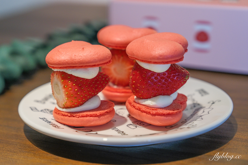 台中西屯｜猫侍 Neko Zamurai．超級隱藏版甜點，季節限定草莓馬卡龍和台中客製化生日蛋糕 @飛天璇的口袋
