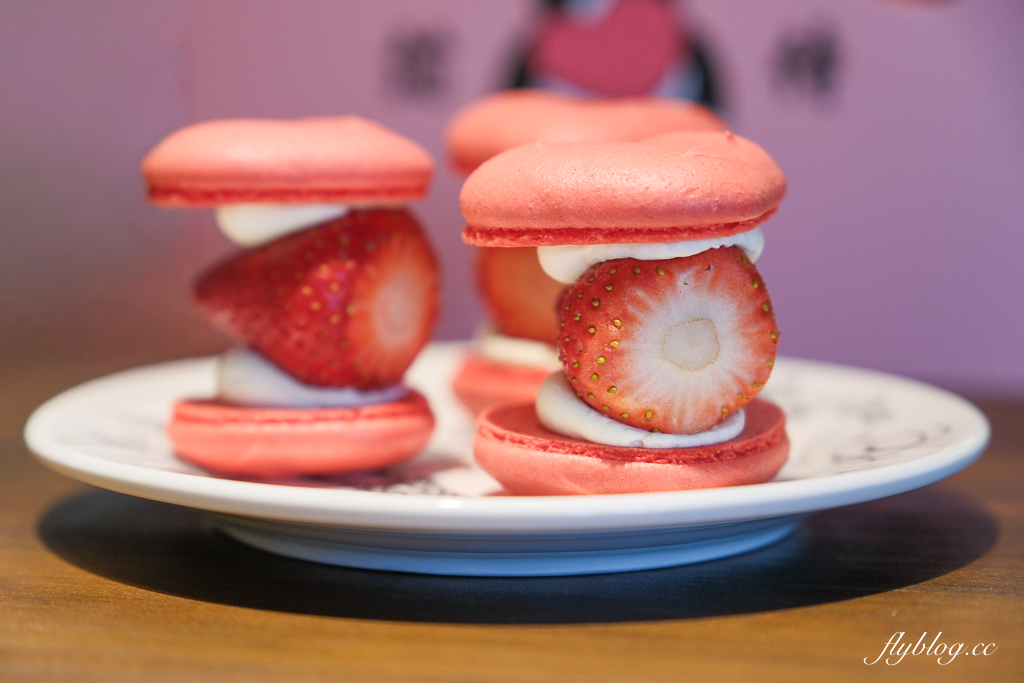台中西屯｜猫侍 Neko Zamurai．超級隱藏版甜點，季節限定草莓馬卡龍和台中客製化生日蛋糕 @飛天璇的口袋