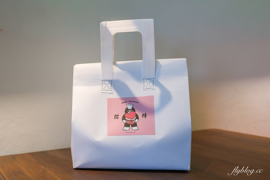 台中西屯｜猫侍 Neko Zamurai．超級隱藏版甜點，季節限定草莓馬卡龍和台中客製化生日蛋糕 @飛天璇的口袋