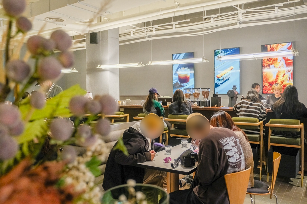 台中北屯｜Phase Coffee Roasters 水湳店．台中質早午餐咖啡館，結合Dum Dum麵包 @飛天璇的口袋