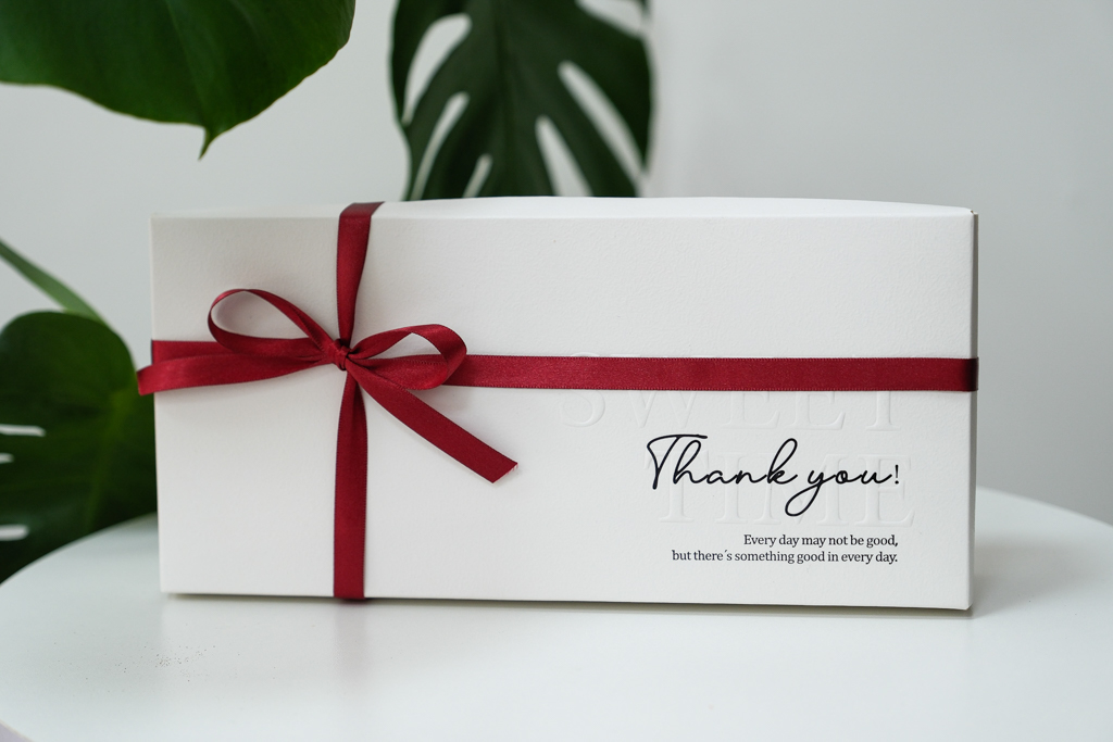 【2026台中年節禮盒】松鼠私藏甜點．台灣專屬的純土鳳梨酥美味，北海道風情的萊姆葡萄夾心餅乾 @飛天璇的口袋