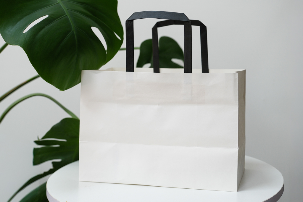 【2026台中年節禮盒】松鼠私藏甜點．台灣專屬的純土鳳梨酥美味，北海道風情的萊姆葡萄夾心餅乾 @飛天璇的口袋