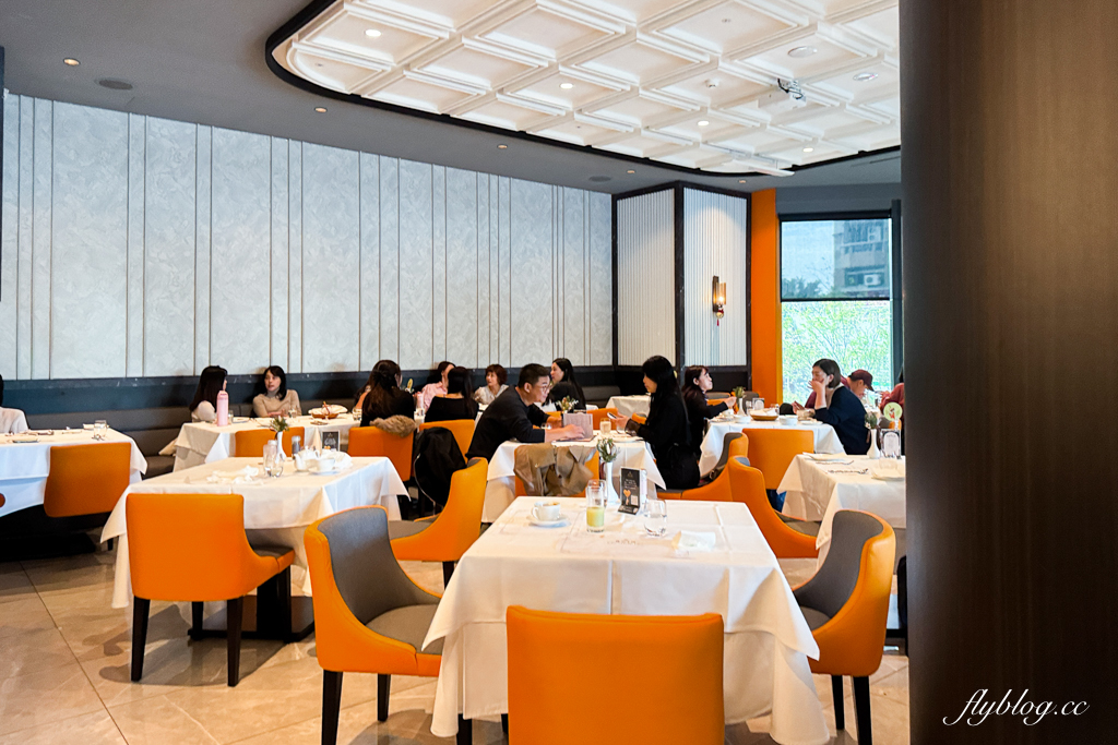 台中西屯｜雅室牛排 台中七期店．30年老字號牛排餐廳，商業午餐680元起 @飛天璇的口袋