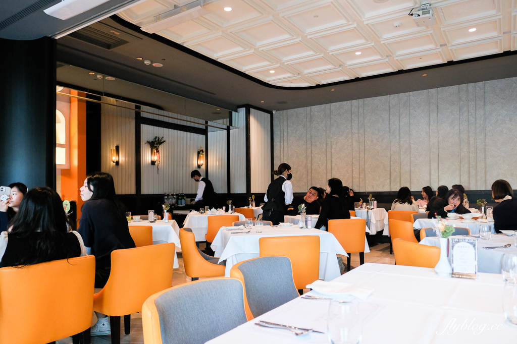 台中西屯｜雅室牛排 台中七期店．30年老字號牛排餐廳，商業午餐680元起 @飛天璇的口袋