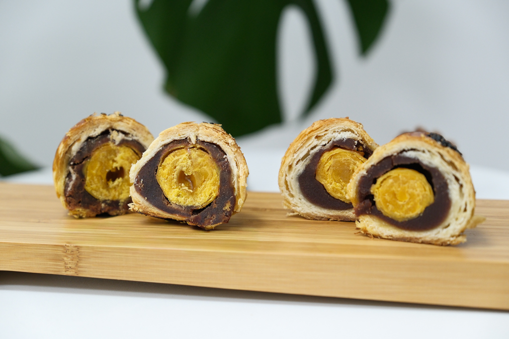 台中西屯｜亞森洋果子．台灣500甜推薦，勇奪4甜蜂蜜蛋糕，1甜草莓鮮奶油蛋糕 @飛天璇的口袋