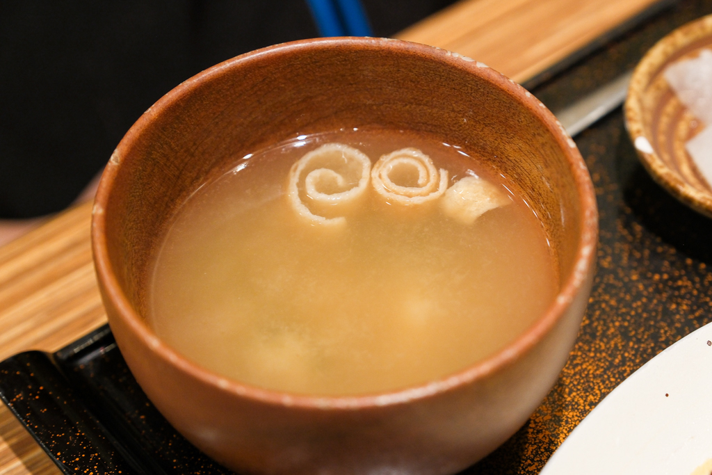 台中東區｜彌生軒．傳承日本一湯三菜文化，白飯湯品配菜免費續，台中Lalaport北棟5樓 @飛天璇的口袋