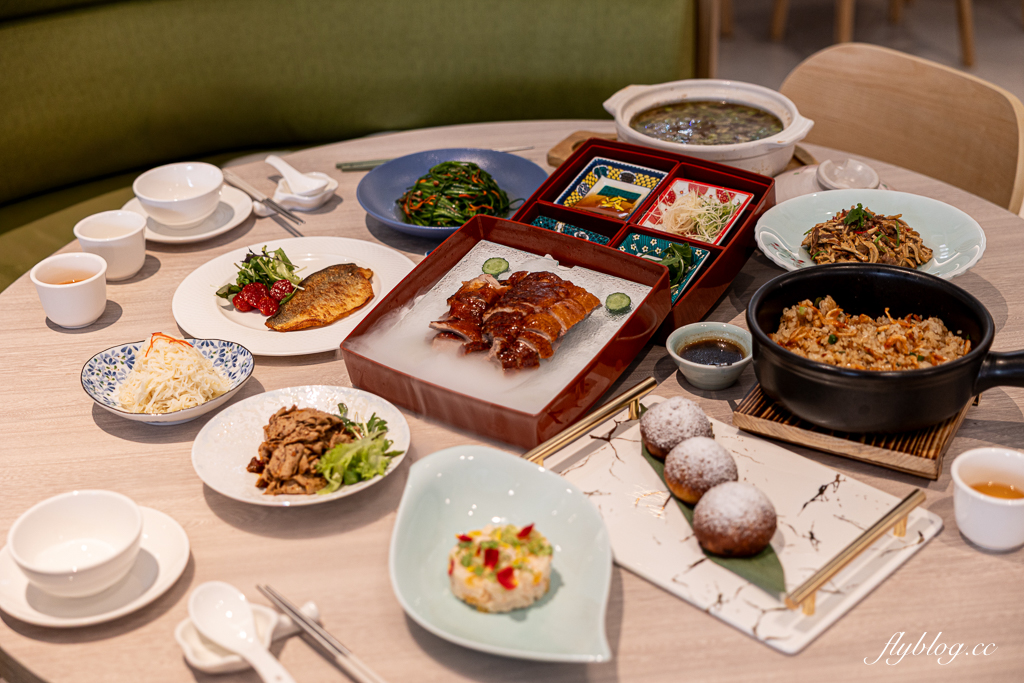 高雄新興｜JOHO HOTEL．下午茶點心吃到飽，早餐可以吃到12點退房 @飛天璇的口袋