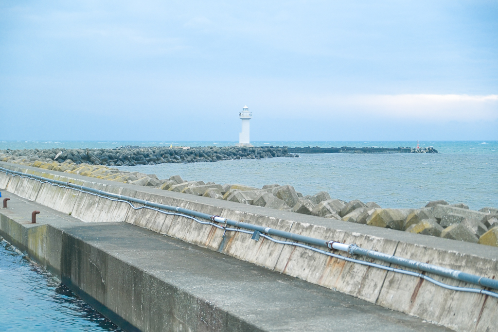日本北海道｜野布寒岬．稚內最北海賞夕陽景點，遠眺立尻島和禮文島 @飛天璇的口袋