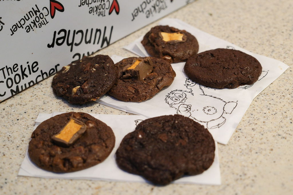 紐西蘭南島｜Cookie Time．皇后鎮必吃美食，晚上6~7點軟餅乾買一送一 @飛天璇的口袋