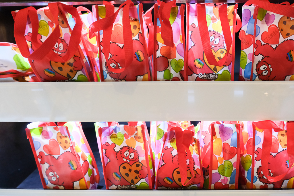 紐西蘭南島｜Cookie Time．皇后鎮必吃美食，晚上6~7點軟餅乾買一送一 @飛天璇的口袋