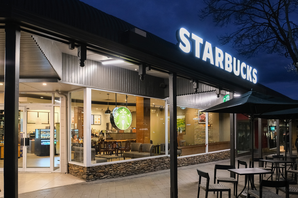 紐西蘭南島｜Cookie Time．皇后鎮必吃美食，晚上6~7點軟餅乾買一送一 @飛天璇的口袋