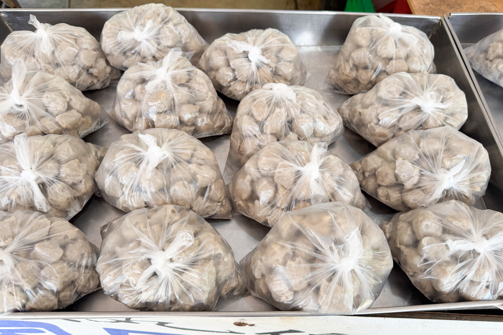 台中北屯|大坑九號步道魚丸伯.魚丸湯一碗10元,免費加湯超佛心 @飛天璇的口袋 台中北屯|大坑九號步道魚丸伯.魚丸湯一碗10元,免費加湯超佛心 @飛天璇的口袋