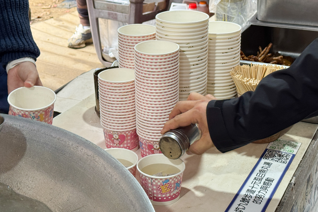 台中北屯|大坑九號步道魚丸伯.魚丸湯一碗10元,免費加湯超佛心 @飛天璇的口袋 台中北屯|大坑九號步道魚丸伯.魚丸湯一碗10元,免費加湯超佛心 @飛天璇的口袋