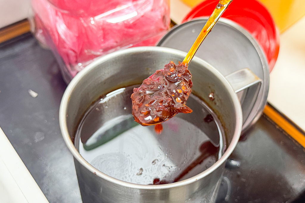 台中北區｜香港鴻興燒臘快餐．老闆是道地香港人，永興街上的排隊便當 @飛天璇的口袋