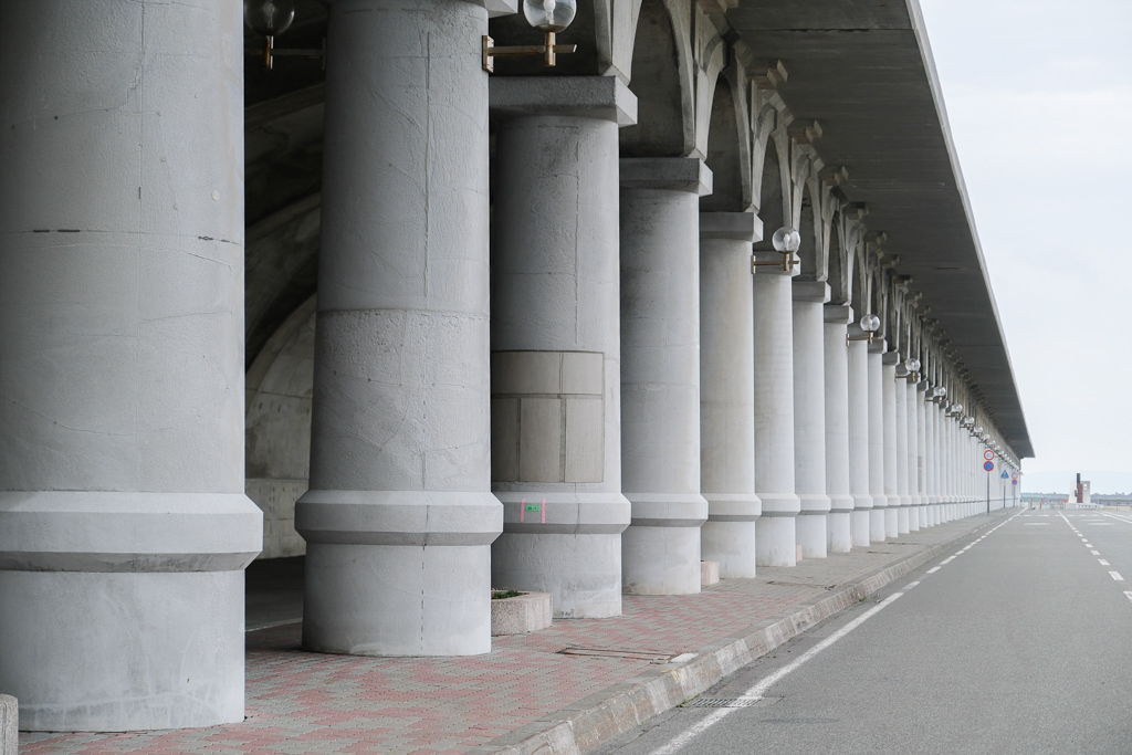 日本北海道｜稚內港北防波堤穹頂．哥德式拱門迴廊，北海道建築遺產 @飛天璇的口袋