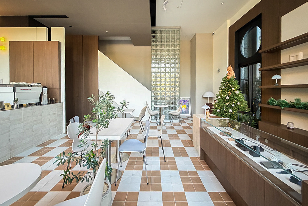 台中北屯｜Pierre Bear Cafe & Select．台中北歐風咖啡館，結合精品選物店 @飛天璇的口袋