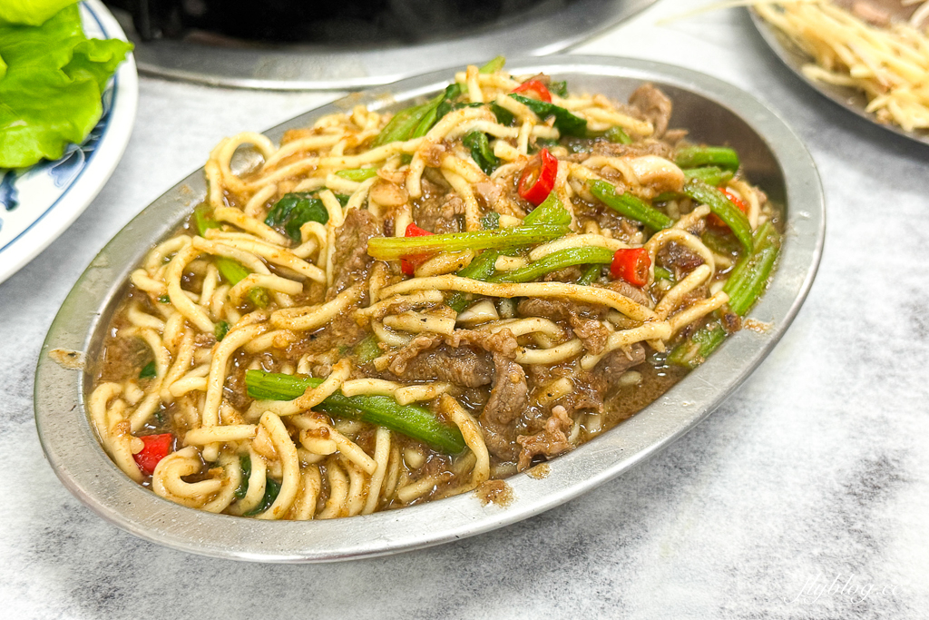 台中西區｜呂記岡山羊肉爐．台中公益路40年老字號，快炒類也很好吃 @飛天璇的口袋