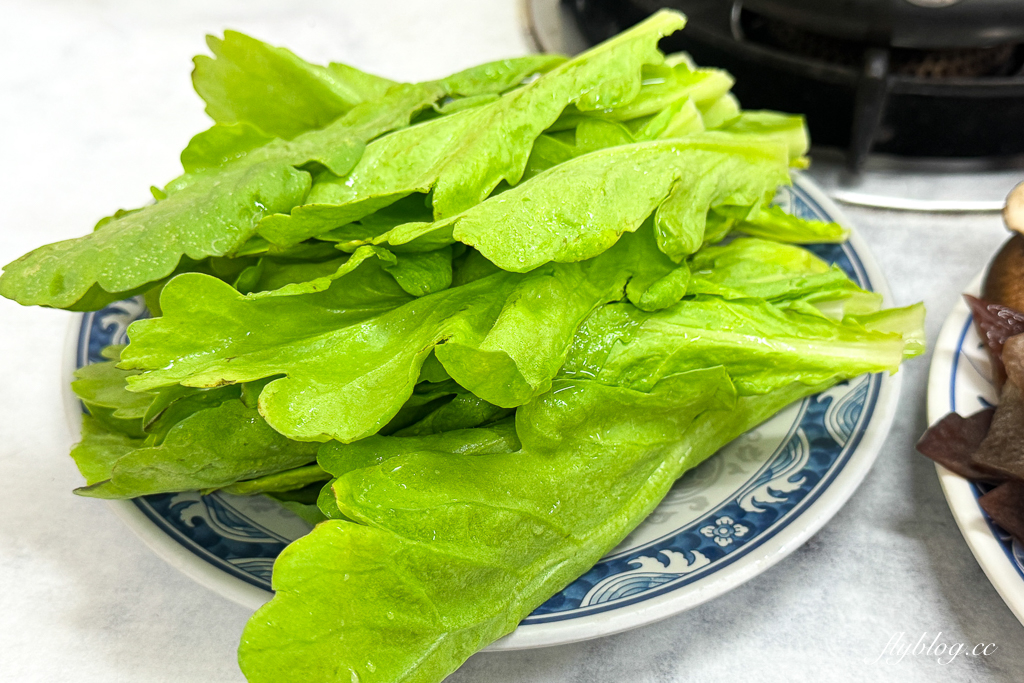 台中西區｜呂記岡山羊肉爐．台中公益路40年老字號，快炒類也很好吃 @飛天璇的口袋