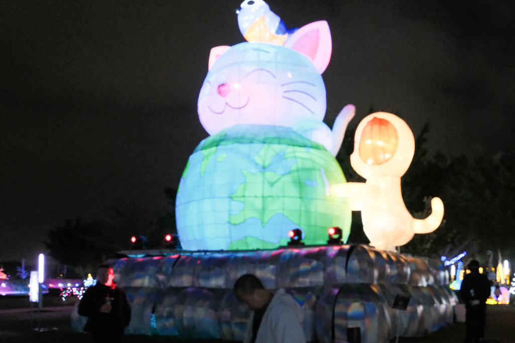 【2026台中燈會】幸福蜜馬 臺中 MOOMIN ON！超可愛嚕嚕米現身中央公園，展出期間、交通方式、必7大主題介紹 @飛天璇的口袋