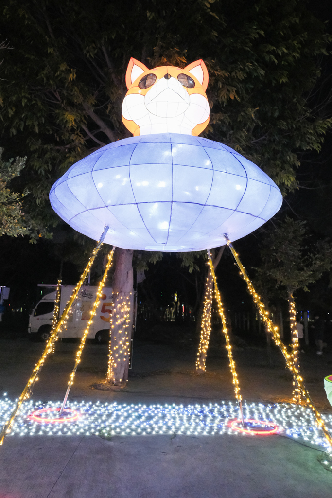 【2026台中燈會】幸福蜜馬 臺中 MOOMIN ON！超可愛嚕嚕米現身中央公園，展出期間、交通方式、必7大主題介紹 @飛天璇的口袋