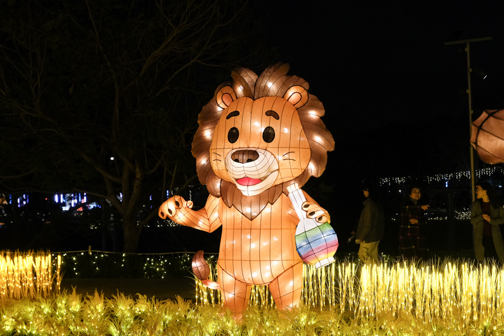 【2026台中燈會】幸福蜜馬 臺中 MOOMIN ON！超可愛嚕嚕米現身中央公園，展出期間、交通方式、必7大主題介紹 @飛天璇的口袋