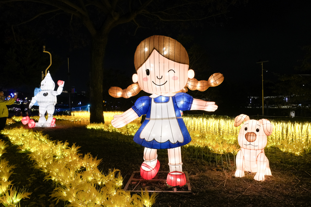 【2026台中燈會】幸福蜜馬 臺中 MOOMIN ON！超可愛嚕嚕米現身中央公園，展出期間、交通方式、必7大主題介紹 @飛天璇的口袋