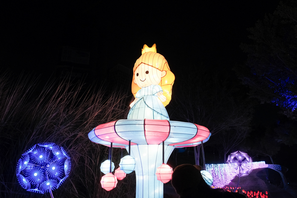 【2026台中燈會】幸福蜜馬 臺中 MOOMIN ON！超可愛嚕嚕米現身中央公園，展出期間、交通方式、必7大主題介紹 @飛天璇的口袋