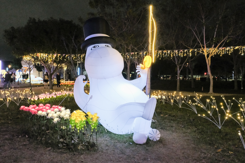 【2026台中燈會】幸福蜜馬 臺中 MOOMIN ON！超可愛嚕嚕米現身中央公園，展出期間、交通方式、必7大主題介紹 @飛天璇的口袋