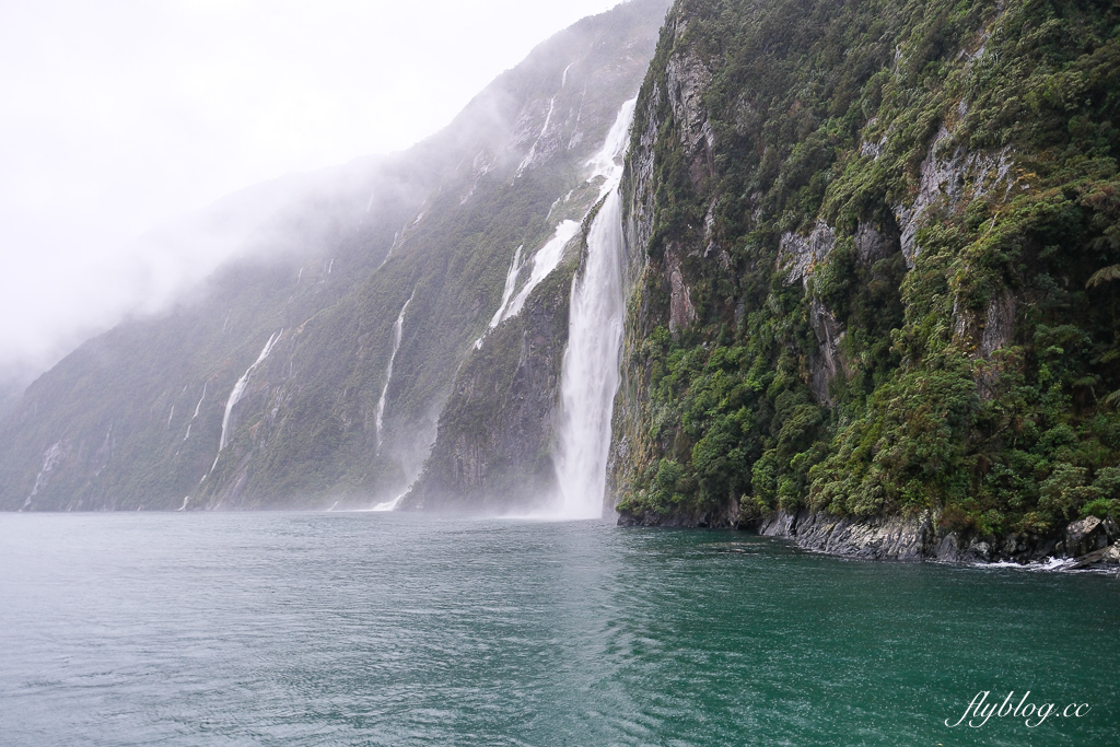 紐西蘭南島｜米爾福德峽灣．被譽為世界第八大奇景，皇后鎮蒂阿瑙出發一日遊 @飛天璇的口袋