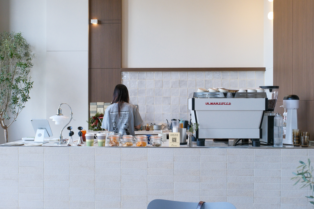 台中北屯｜Pierre Bear Cafe & Select．台中北歐風咖啡館，結合精品選物店 @飛天璇的口袋