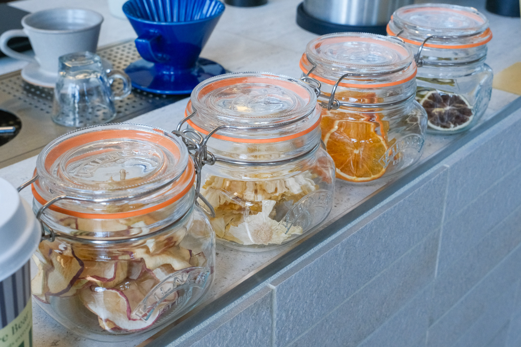 台中北屯｜Pierre Bear Cafe & Select．台中北歐風咖啡館，結合精品選物店 @飛天璇的口袋