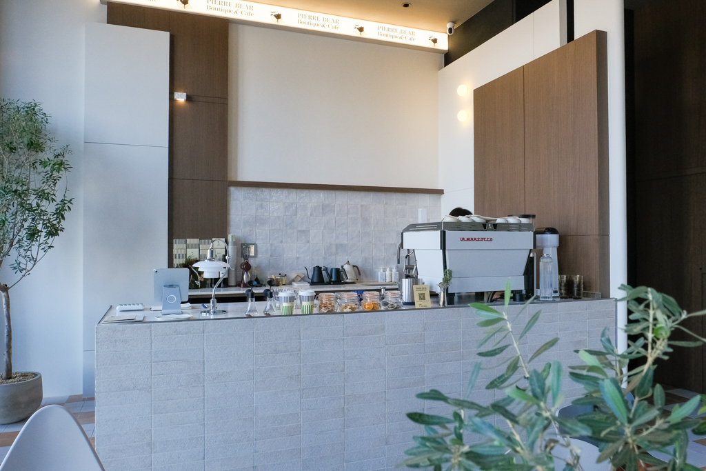 台中北屯｜Pierre Bear Cafe & Select．台中北歐風咖啡館，結合精品選物店 @飛天璇的口袋
