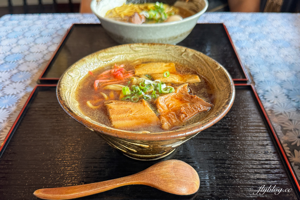 台中西區｜Aonohero 沖繩soba拉麵．日本籍老闆經營的食堂，沖繩拉麵和沖繩飯糰吃得到 @飛天璇的口袋