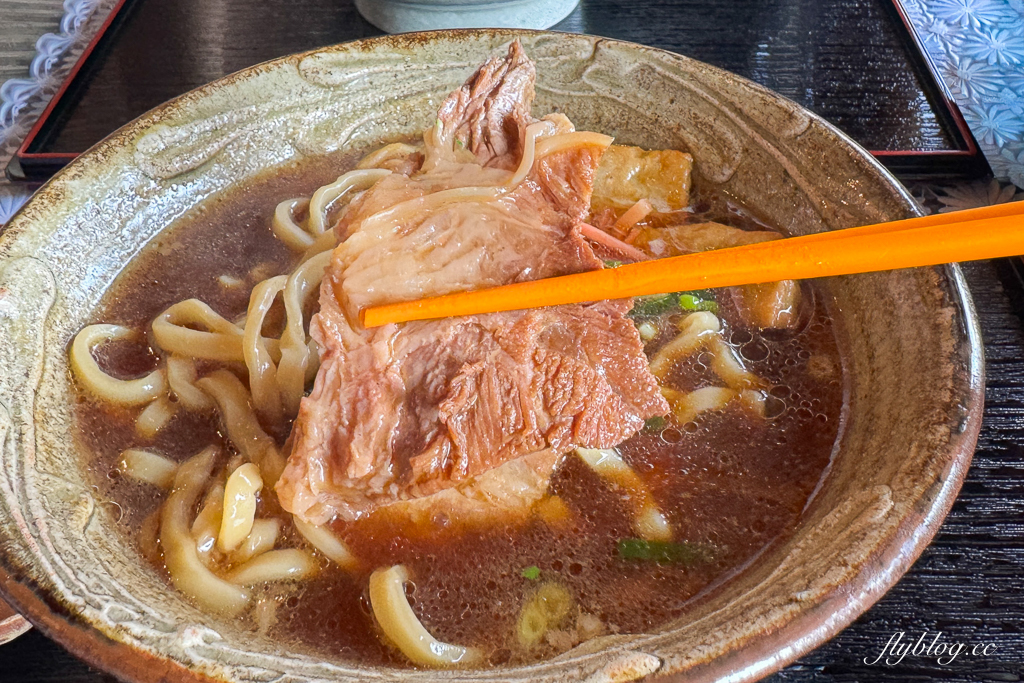 台中西區｜Aonohero 沖繩soba拉麵．日本籍老闆經營的食堂，沖繩拉麵和沖繩飯糰吃得到 @飛天璇的口袋