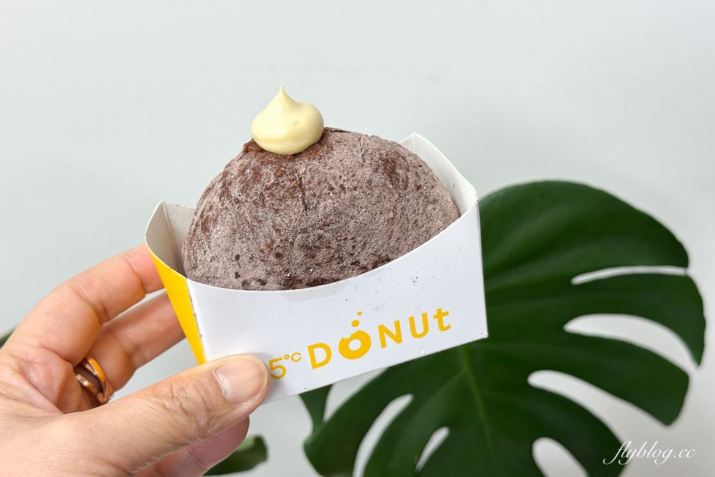 台中西屯|85度C生甜甜圈逢甲研究所.賣到半夜12點的生甜甜圈,一次開箱6種口味心得分享 @飛天璇的口袋 台中西屯|85度C生甜甜圈逢甲研究所.賣到半夜12點的生甜甜圈,一次開箱6種口味心得分享 @飛天璇的口袋