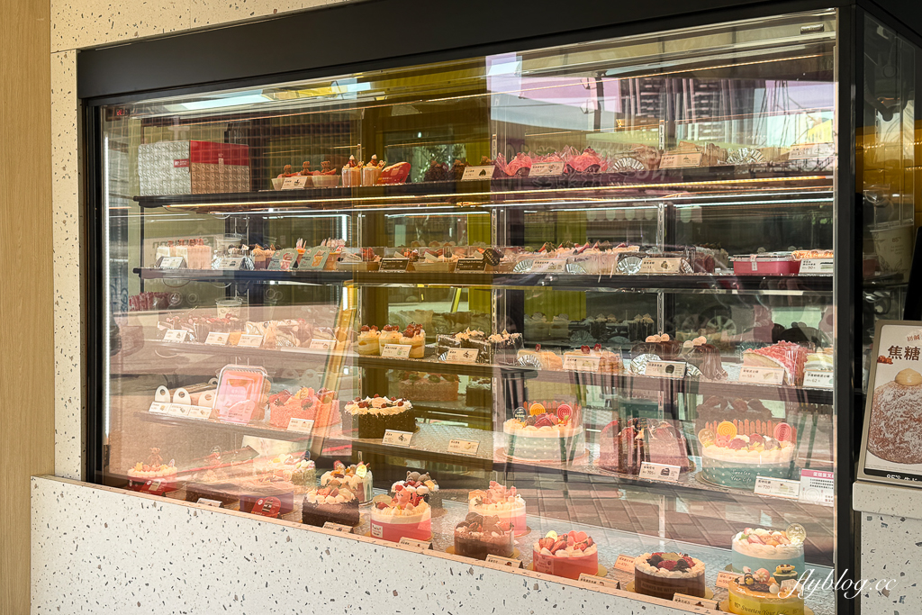 台中西屯|85度C生甜甜圈逢甲研究所.賣到半夜12點的生甜甜圈,一次開箱6種口味心得分享 @飛天璇的口袋 台中西屯|85度C生甜甜圈逢甲研究所.賣到半夜12點的生甜甜圈,一次開箱6種口味心得分享 @飛天璇的口袋