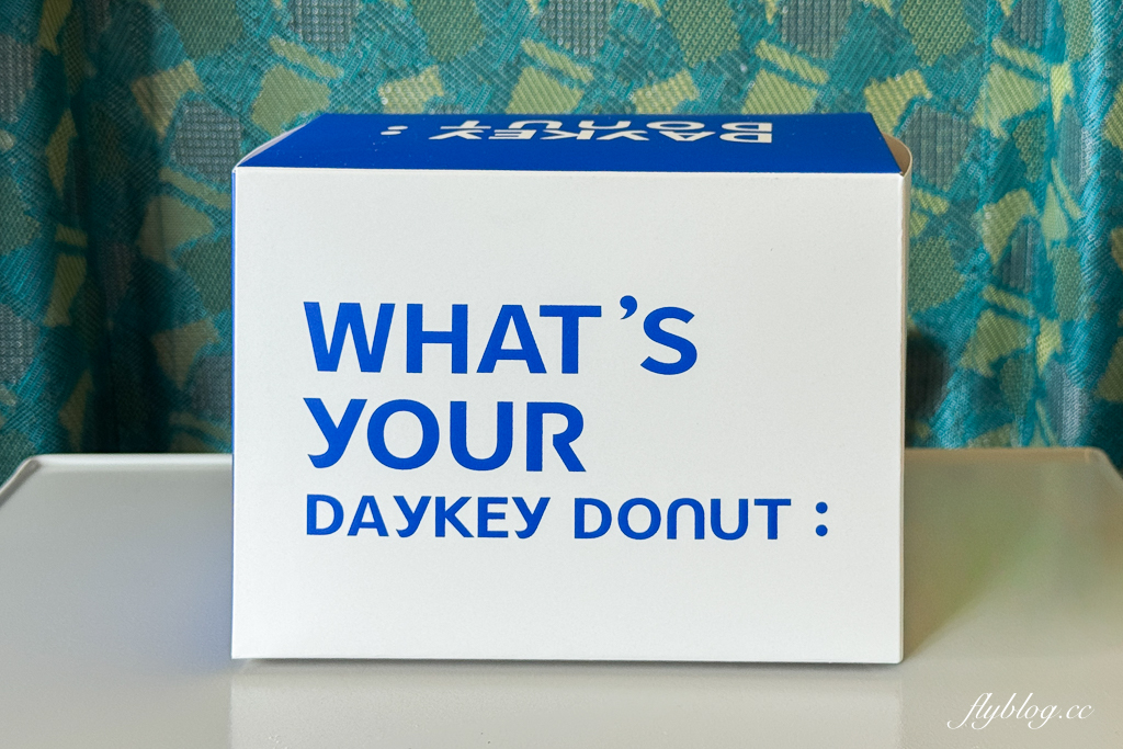 台中高鐵｜DAYKEY DONUT．台中爆紅日式生甜甜圈，台中高鐵門市伴手禮區 @飛天璇的口袋