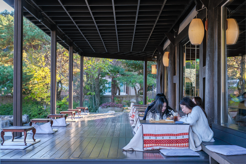 韓國釜山｜Ha:nok．機張韓屋咖啡廳，環境好拍甜點好吃 @飛天璇的口袋