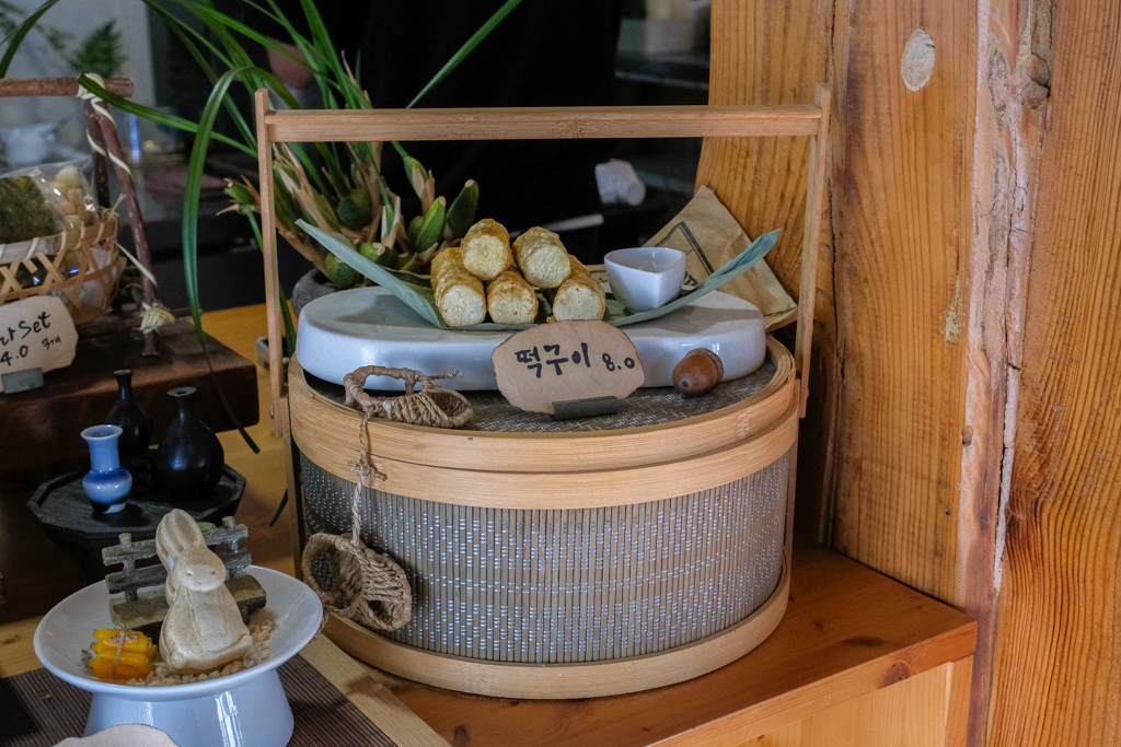 韓國釜山｜Ha:nok．機張韓屋咖啡廳，環境好拍甜點好吃 @飛天璇的口袋