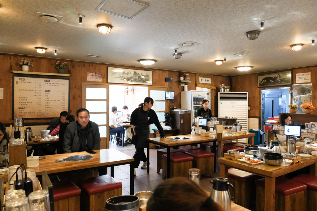 韓國釜山｜王土豆湯總店 정관왕감자탕．釜山超好吃馬鈴薯排鍋湯，機張超人氣排隊美食 @飛天璇的口袋