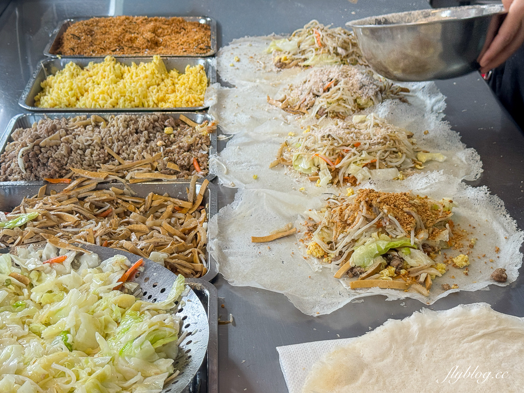 台中太平|紋綻潤餅.買潤餅也要排隊,各大夜市也有固定擺攤 @飛天璇的口袋 台中太平|紋綻潤餅.買潤餅也要排隊,各大夜市也有固定擺攤 @飛天璇的口袋